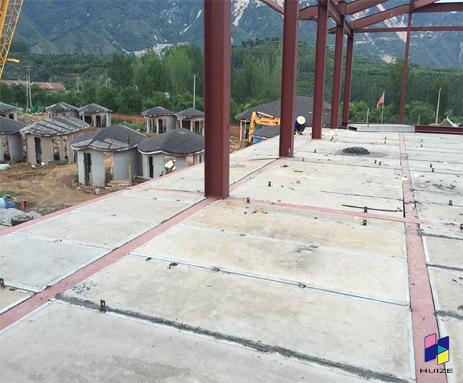 东莞宏达广场安装的夹层楼板